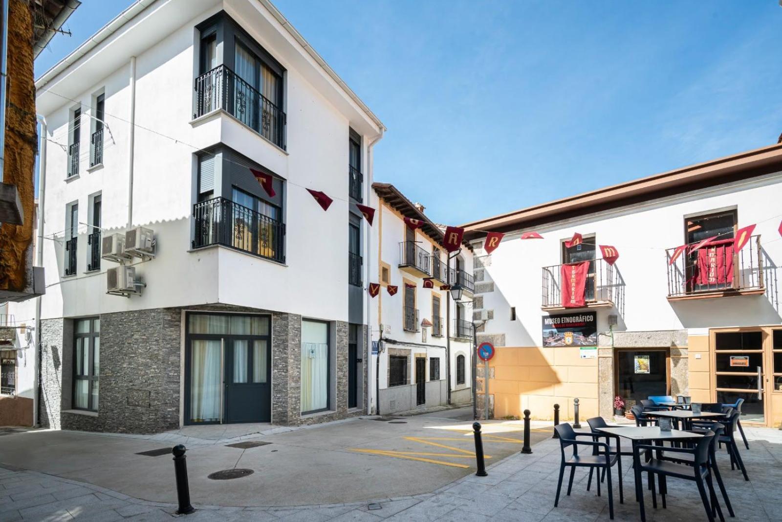 Apartamentos La Plazuela Banos De Montemayor Kültér fotó