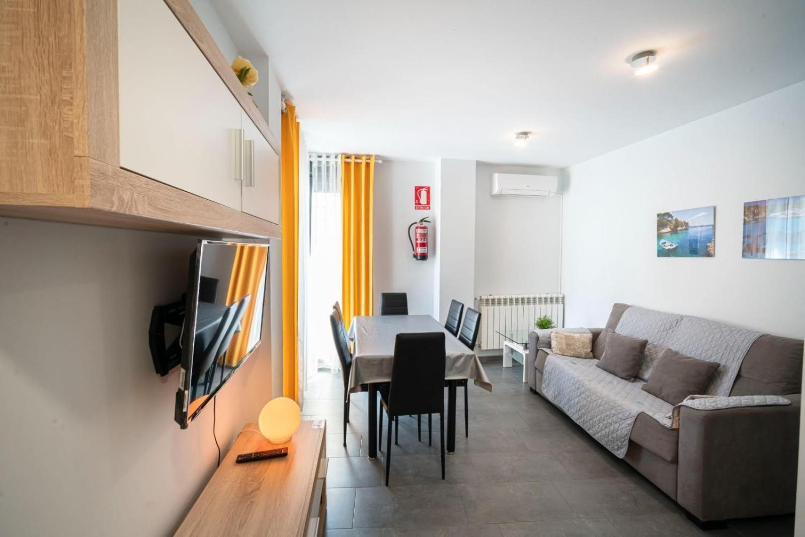 Apartamentos La Plazuela Banos De Montemayor Kültér fotó